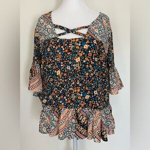 BCBGeneration Medium Floral Short Sleeve Peasant Top Cottage Romantic Boho